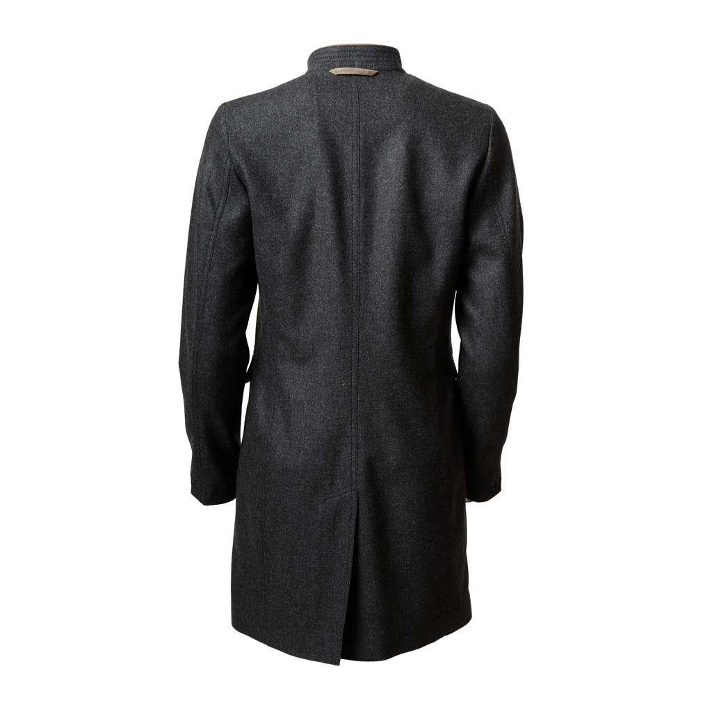 GR-Larissa NeuchatellS